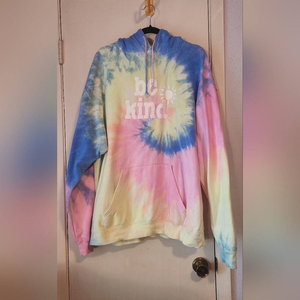 Tie-Dye 'Be Kind' Hoodie